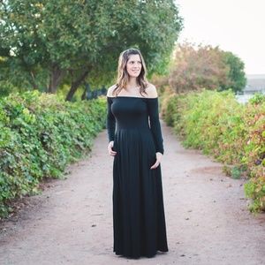 COPY - Amelia James Camden MAXI Dress in black NWT